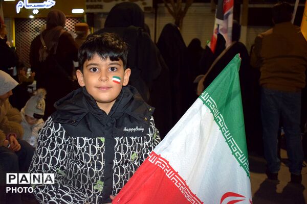 میعادگاه ایستادگی و همدلی در ملایر