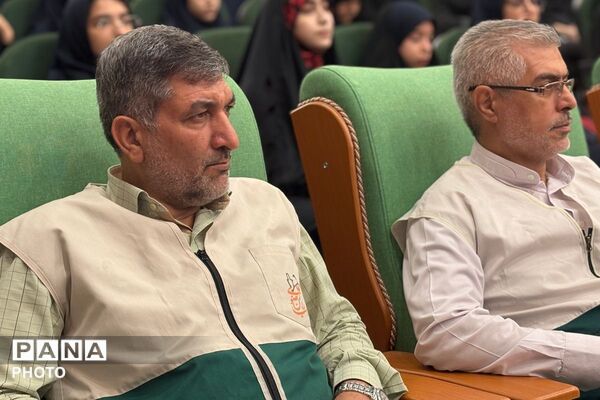 تقدیر از برگزیدگان مسابقات قرآن، عترت، نماز و فرهنگی‌هنری ملارد 