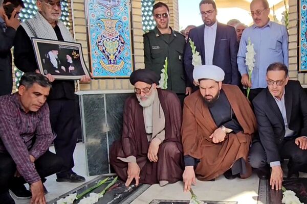 مراسم سالروز شهادت شهید بهشتی و ۷۲ یار انقلاب و چهلمین روز از شهادت رییس‌جمهور و شهدای خدمت در ورامین