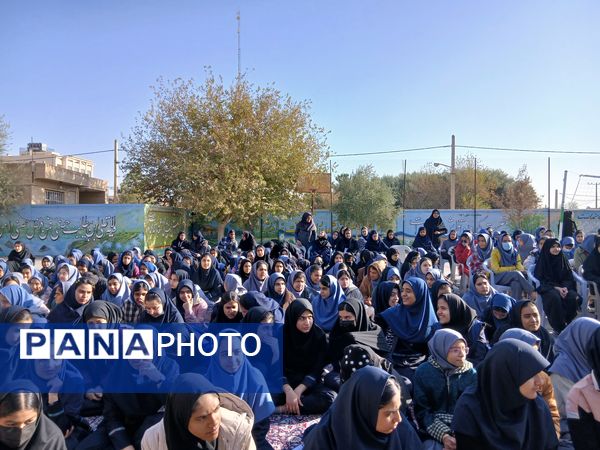 برگزاری مراسم عزاداری ایام فاطمیه در دبیرستان شهید دهقان 