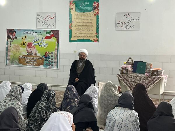 آیین تجلیل از برگزیدگان مسابقات قرآنی، فرهنگی و هنری در خاتم