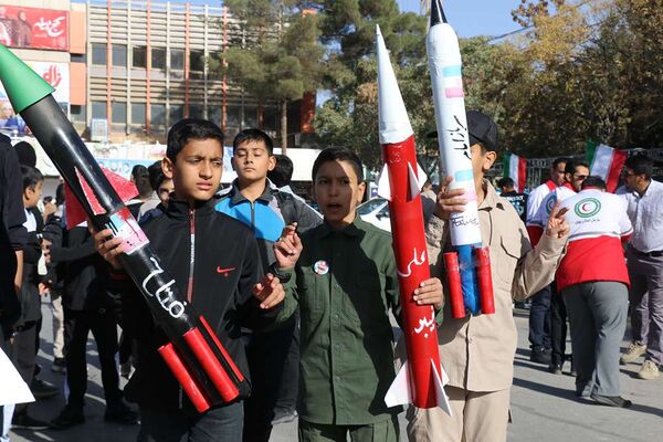 نقش آفرینی جدید نسل Z در مراسم 13 آبان از نگاه تصویر