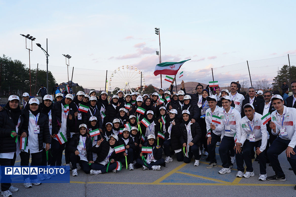 تونل قهرمانی اعضای کاروان امید ایران برای آزادکاران و شمشیرباز افتخارآفرین