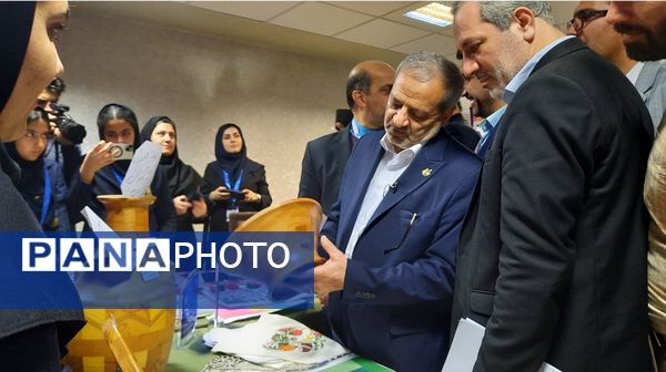  اختتامیه دهمین جشنواره کشوری نوجوان خوارزمی در مشهد