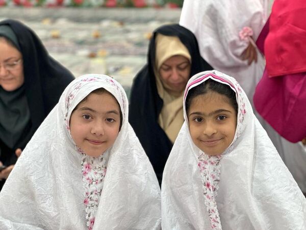 محفل انس با قرآن در دبستان دخترانه امید انقلاب بوشهر 