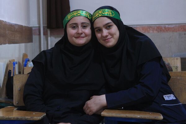  مسابقات قرآن، عترت و نماز متوسطه اول و دوم دختران بهارستان‌دو