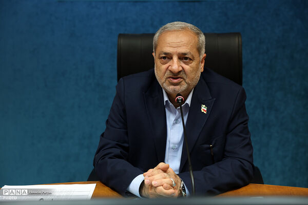 نشست هم اندیشی وزیر آموزش و پرورش با منتخبی از معلمان مدارس