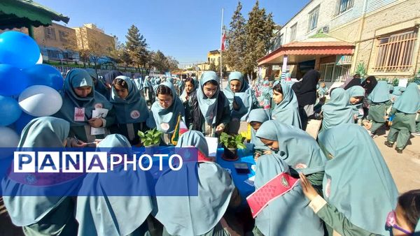 انتخابات شورای دانش آموزی در دبستان شاهد تحقیقی ناحیه 6