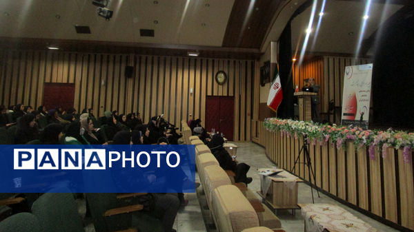 جلسه هم افزایی رابطان مشاور در کانون امام علی(ع) ناحیه یک کرج