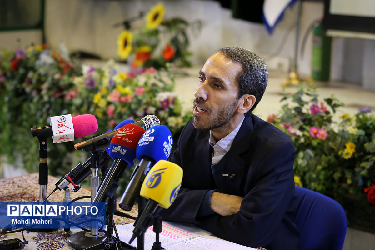 صدور ۴۰ هزار مجوز در ۲۰ سال فعالیت جشنواره کتاب رشد/ توجه به ذائقه‌های مخاطب و نیازهای کودک و نوجوان در اولویت جشنواره