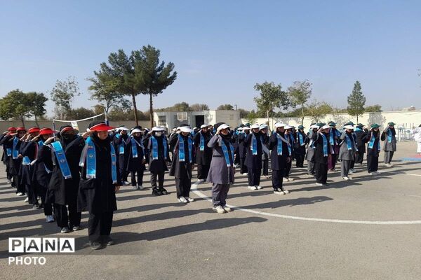 هفته تربیت بدنی در دبیرستان حضرت زهرا (س)