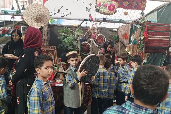 برگزاری «جشنواره ایرانشناسی» در دبستان مهر دانش ناحیه دو شهرری 