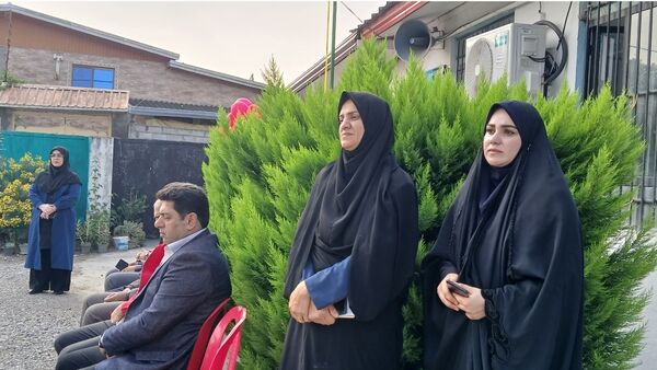 نواختن زنگ مهر و ایثار و مقاومت در دبیرستان نمونه دولتی معرفت