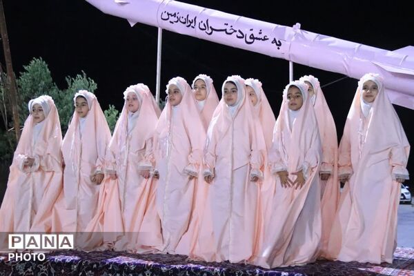 شب دختران صورتی در مهردشت ابرکوه