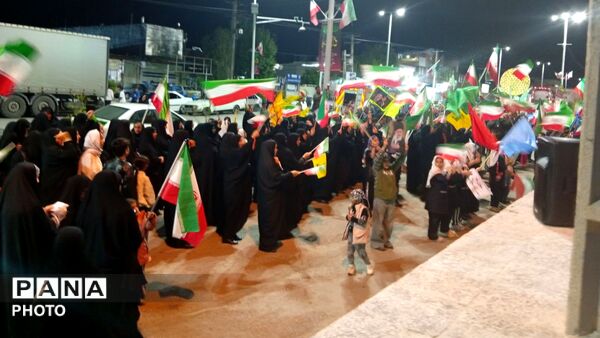 حضور پرشکوه معمولانی ها در حمایت از نیروهای مسلح کشور