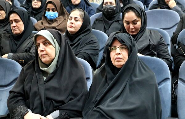 همایش «پازل هویت» 