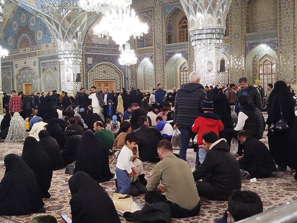 چراغانی دل‌ها در جوار بارگاه رضوی به مناسبت میلاد مولای متقیان  