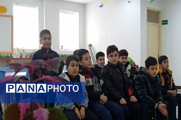 ویژه برنامه روز مادر در مرکز یک کانون پرورش فکری کودکان و نوجوانان شهرستان مرزی پارس آباد