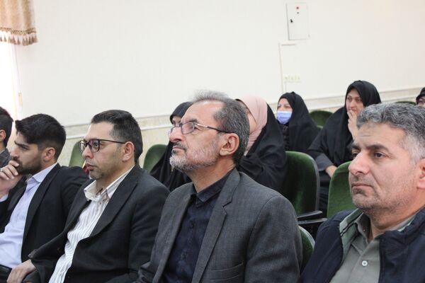 وداع ۲۴ سال خدمت صادقانه در آموزش‌ و پرورش شهرستان بن