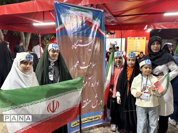 برپایی ایستگاه سلامت‌محور دانش‌آموزی در تجمعات شبانه