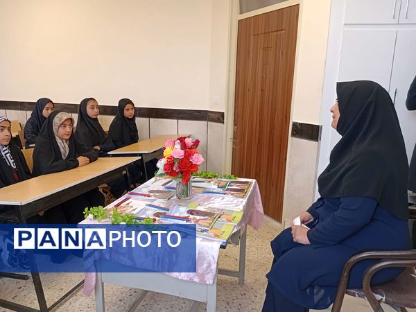 جشن جوانه ها در دبیرستان مادر مهربان خلیل آباد