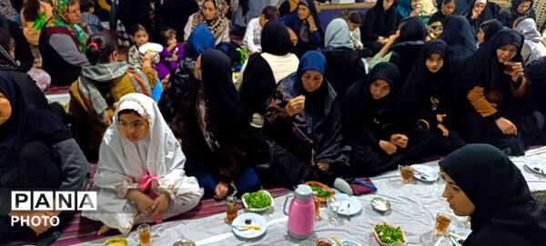  ضیافت افطاری در مسجد چهارده معصوم الغدیر