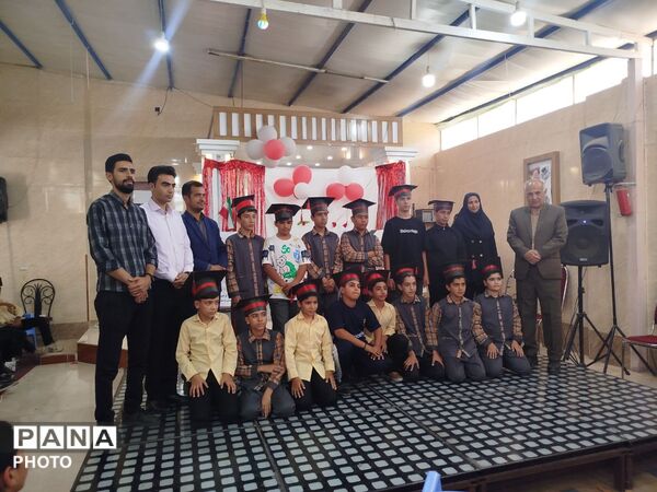 جشن فارغ‌التحصیلی دانش‌آموزان پایه ششم دبستان شهید پسندیده فدافن