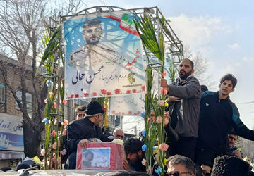 مراسم تشییع پیکر مطهر دو شهید مدافع امنیت و شهیده کودک سه ساله در کرمانشاه