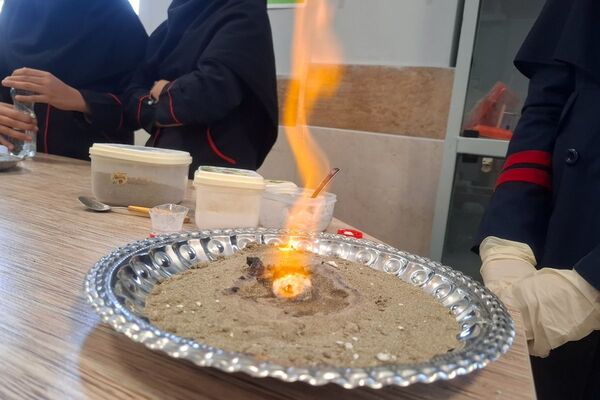 برگزاری مسابقات و درخشش نخبگان جوان در رقابت علمی دبیرستان هیات امنایی مقربی