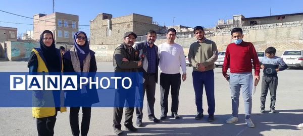 برگزاری مسابقات دارت در دبستان شهید فاتحی خانلق شهرستان شیروان