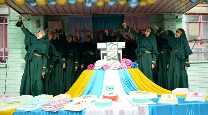جشن میلاد امام زمان(عج) در مدرسه قدر بهارستان۲