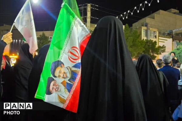 اجتماع باشکوه مردم اندیشه در فاز یک
