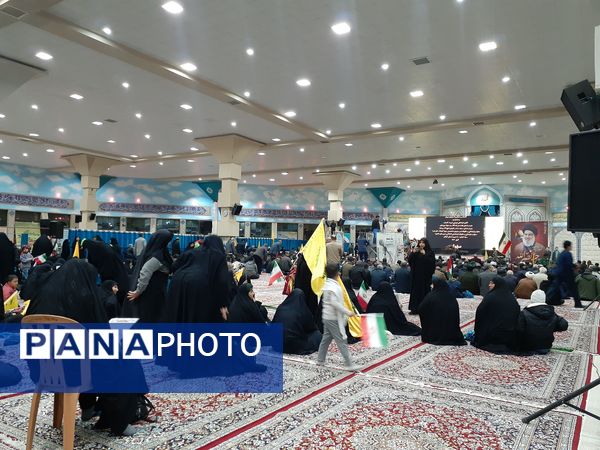 مراسم پاسداشت شهدای مقاومت و نمایشگاه آثار منتخب دانش‌آموزان رویداد آخراشه