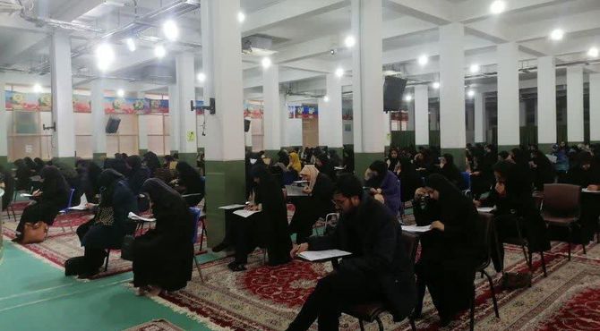 استقبال فرهنگیان شهرستان نجف‌آباد از مسابقه کتابخوانی «حکایت زمستان»