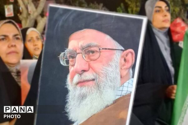به یاد شهدا؛ برای پاسداشت ارزش‌های دفاع مقدس