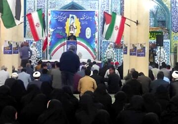 مردم میناب با صدای رسا پشتبانی از رهبر و کشور را اعلام کردند