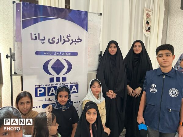 دورهمی صمیمانه بچه‌های پانا؛ روایت رفاقت، تجربه و همدلی در شهرستان خاتم