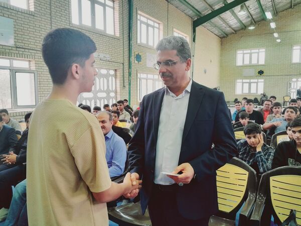 اردوی توانمندسازی دانش‌آموزان پسر همیار مشاوران در بوشهر