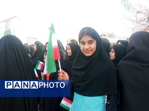 جام اقتدار در مدرسه مرحوم پاکدل خلیل آباد