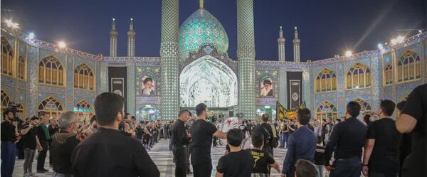 سوگواره هیئت سقایی (العطش) در حرم مطهر پیام‌آور واقعه عاشورا به ایران