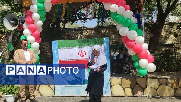 آیین نواختن زنگ مهر، ایثار و شهادت در دبستان شاهد حاج تقی آقا بزرگ ناحیه یک مشهد 