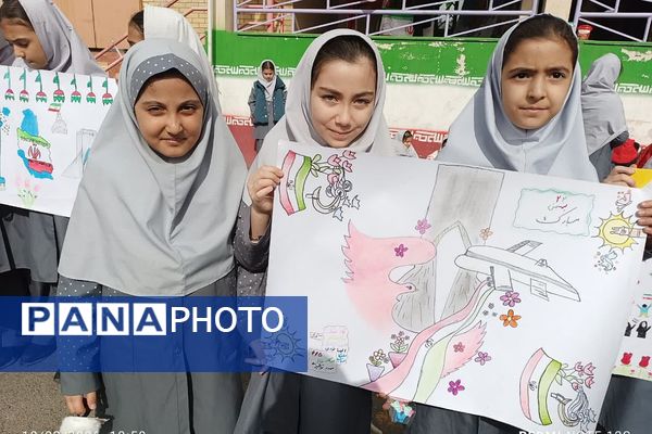 جشن انقلاب در ناحیه دو شهرری با حضور معاون پرورشی و فرهنگی شهرستانهای استان تهران 