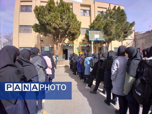 مراسمی با شکوه به مناسبت ۱۲ بهمن ماه و اغاز دهه فجر برگزار شد