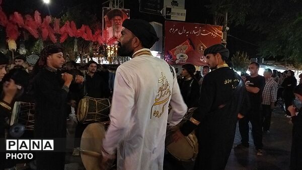 گذری بر اجرای گروه غم نوازان نینوا در شب صد و چهل و چهارم از اجتماعات مردمی 