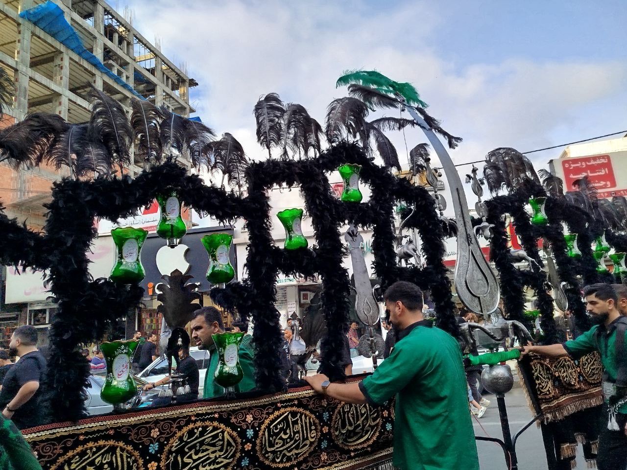 آیین علم‌گردانی ماه محرم در آمل