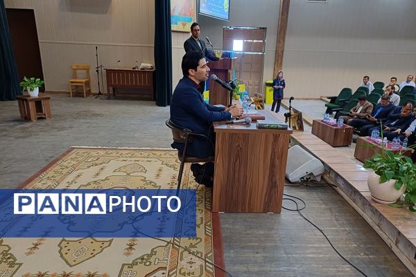 همایش معلم و زندگی قرآنی در شیراز