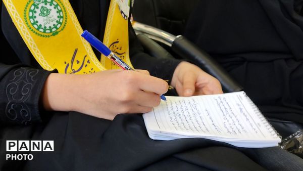 نشست خبری خبرنگاران پانا با معاونان آموزش و پرورش شهرستان کیار 