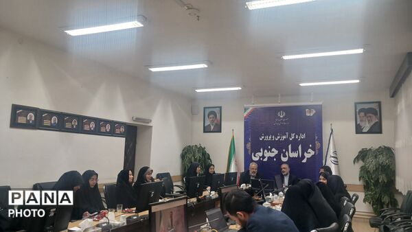 آیین تجلیل از برگزیدگان جشنواره «نوجوان سالم» و طرح «یاریگران زندگی»
