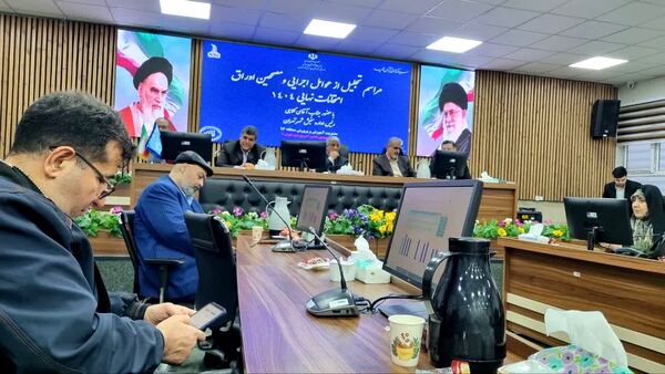 تجلیل از عوامل اجرایی و مصححین امتحانات نهایی ۱۴۰۴