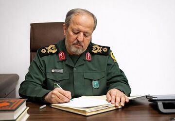  حضور نیروهای زمان‌شناس و باتجربه در جایگاه‌های راهبردی، سرمایه‌ای برای صیانت از منافع ملی است